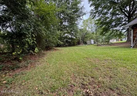 114 California Pl, Jackson, MS 39213 photo 2