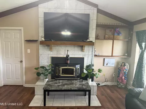 79 Cedar Ln, Natchez, MS 39120