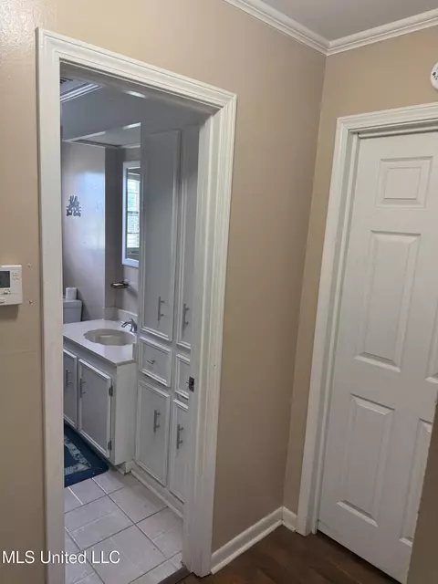 Entry Way - 79 Cedar Ln, Natchez, MS 39120 photo 1 of 1