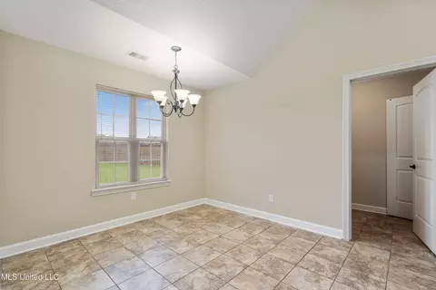Entry Way - 6484 Anna May Dr, Walls, MS 38680 photo 2 of 2