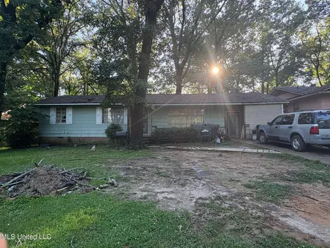 3171 Bilgray Dr, Jackson, MS 39212 photo 1