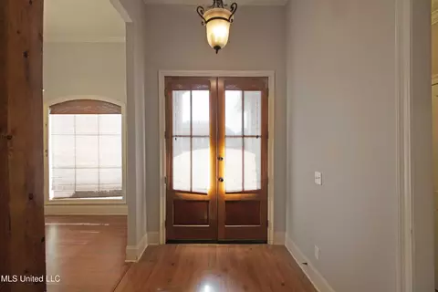 Entry Way - 809 Jason Cv, Brandon, MS 39047 photo 1 of 2