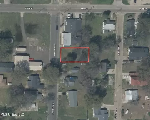 1203 S Chrisman Ave, Cleveland, MS 38732