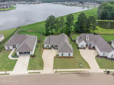 157 Shore View Dr, Madison, MS 39110 photo 2