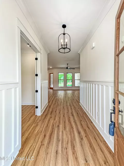 140 Kathryn Dr, Brandon, MS 39042 photo 3