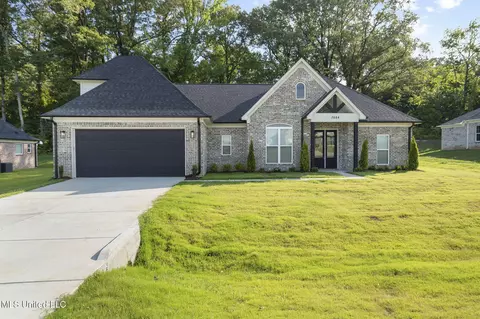 7684 Ridgefield Dr, Horn Lake, MS 38637
