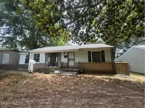 2566 Mcdowell Cir, Jackson, MS 39204