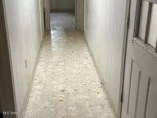 Entry Way - 22 Co Rd 223, Bruce, MS 38915 photo 2 of 2