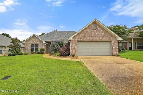 453 Abbey Woods, Brandon, MS 39047