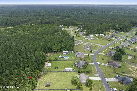 View/Area - 21380 Edgewood Dr, Saucier, MS 39574 photo 3 of 8