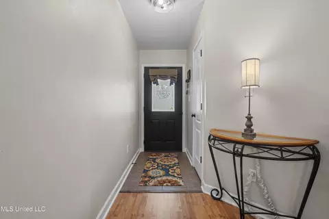 Entry Way - 21380 Edgewood Dr, Saucier, MS 39574 photo 1 of 1