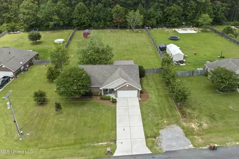 View/Area - 21380 Edgewood Dr, Saucier, MS 39574 photo 1 of 8