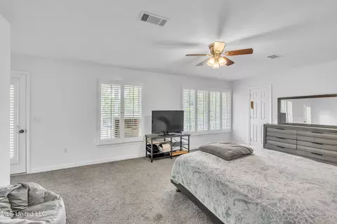 Bedroom - 112 Rolling Meadows Dr, Jackson, MS 39211 photo 1 of 10