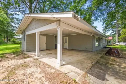 3217 E Lisa Dr, Pearl, MS 39208 photo 3