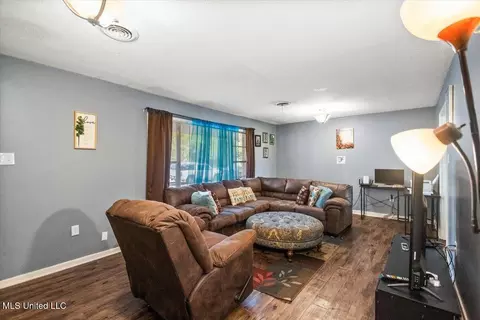 3217 E Lisa Dr, Pearl, MS 39208 photo 7