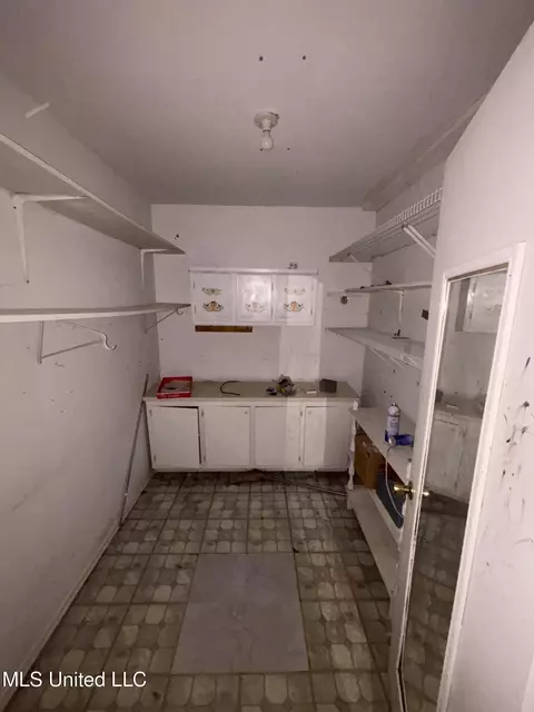 Other - 6800 Whippoorwill Dr, Olive Branch, MS 38654 photo 9 of 13