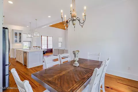 Dining - 327 River Forest Ln, Brandon, MS 39047 photo 2 of 2