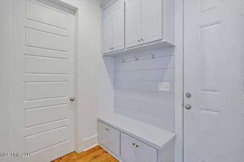 Entry Way - 327 River Forest Ln, Brandon, MS 39047 photo 1 of 1