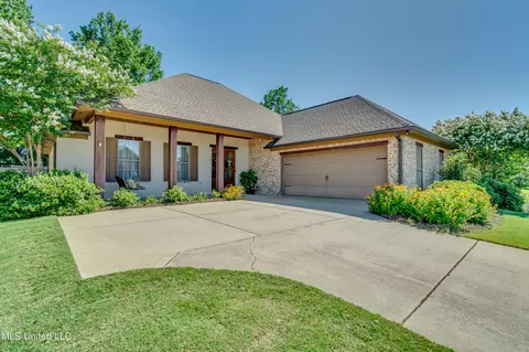 104 Owen St, Madison, MS 39110