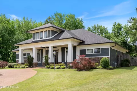 4494 Pleasant Breeze Dr, Olive Branch, MS 38654