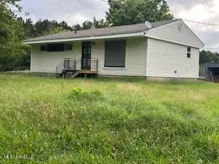 2208 Bend Rd, Coldwater, MS 38618 photo 1