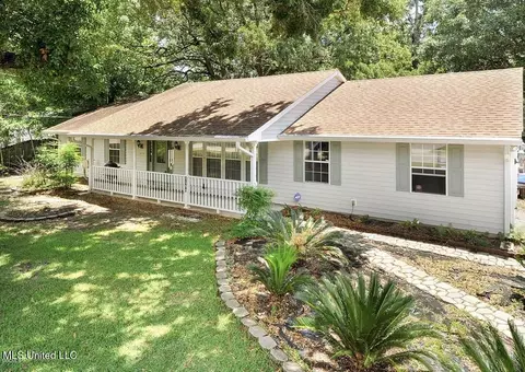 1154 E Old Pass Rd, Long Beach, MS 39560