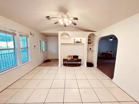 Living - 1154 E Old Pass Rd, Long Beach, MS 39560 photo 2 of 3