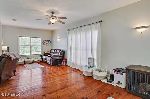 Living - 355 Louise Ln, Brandon, MS 39042 photo 1 of 1