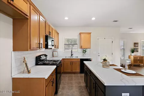 Kitchen - 935 Frisky Dr, Brandon, MS 39047 photo 3 of 3