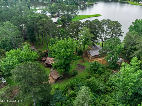 Other - 207 W Dewey Camp Dr, Florence, MS 39073 photo 4 of 11