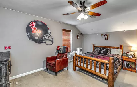 Bedroom - 4661 Wildwood Rd, Benton, MS 39039 photo 9 of 10