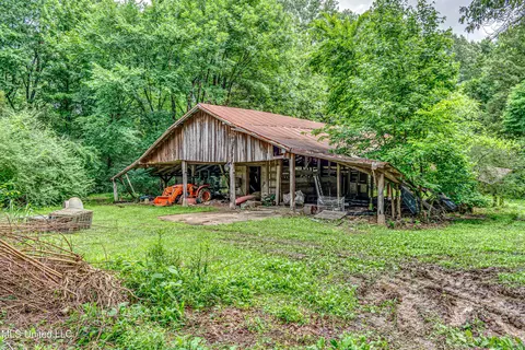 Exterior - 4661 Wildwood Rd, Benton, MS 39039 photo 11 of 15