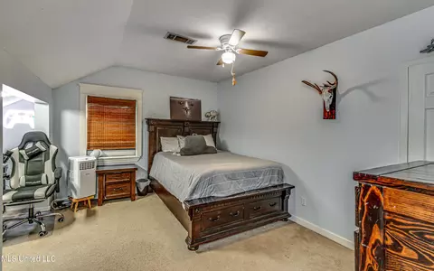 Bedroom - 4661 Wildwood Rd, Benton, MS 39039 photo 10 of 10
