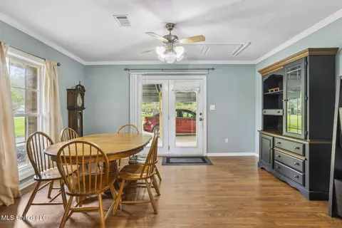 201 Poplar St, Florence, MS 39073 photo 7