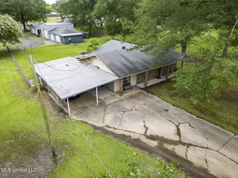 201 Poplar St, Florence, MS 39073 photo 3