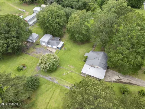 201 Poplar St, Florence, MS 39073 photo 2