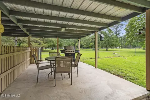 201 Poplar St, Florence, MS 39073 photo 25