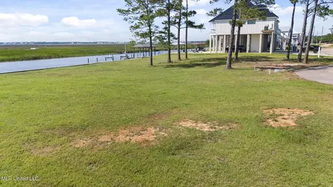 1434 Hanakealoha Pl, Diamondhead, MS 39525 photo 8