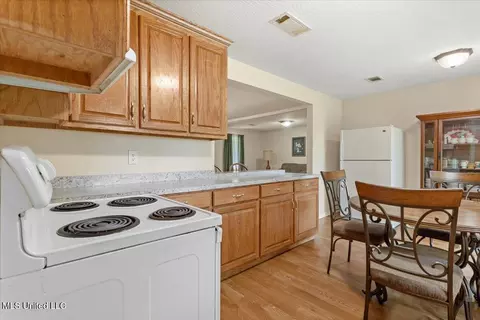 Kitchen - 446 Snider Rd, Brooklyn, MS 39425 photo 2 of 3