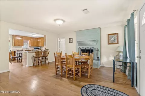 Dining - 446 Snider Rd, Brooklyn, MS 39425 photo 3 of 3