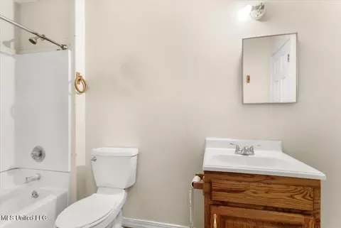 Bath - 446 Snider Rd, Brooklyn, MS 39425 photo 2 of 3