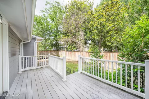 Exterior - 905 Franklin St, Corinth, MS 38834 photo 14 of 16