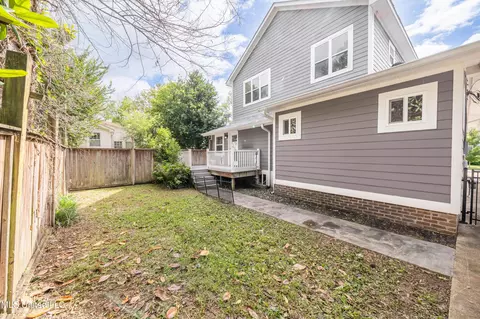 Exterior - 905 Franklin St, Corinth, MS 38834 photo 11 of 16