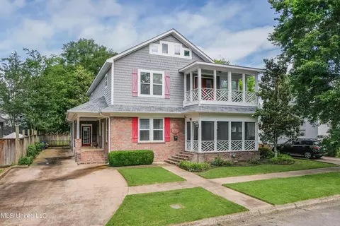Exterior - 905 Franklin St, Corinth, MS 38834 photo 3 of 16