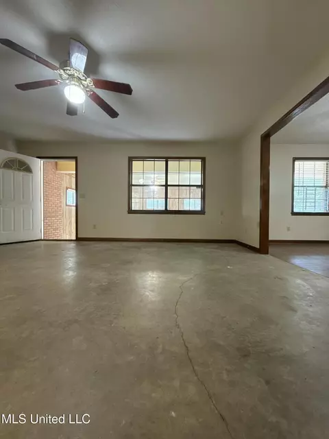 Living - 12 Minerva Rd, Kilmichael, MS 39747 photo 6 of 8