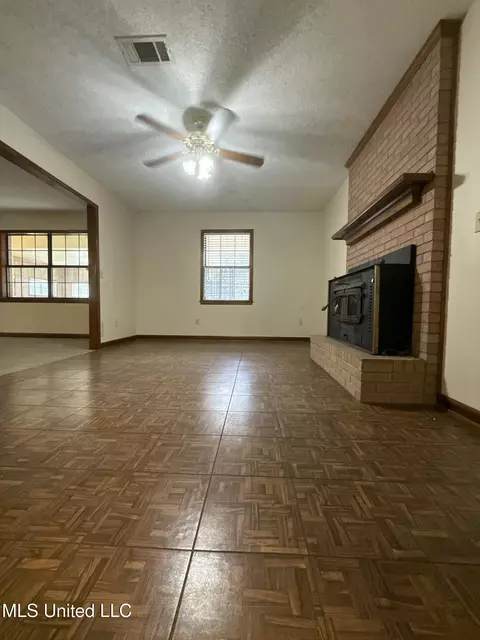 Living - 12 Minerva Rd, Kilmichael, MS 39747 photo 3 of 8