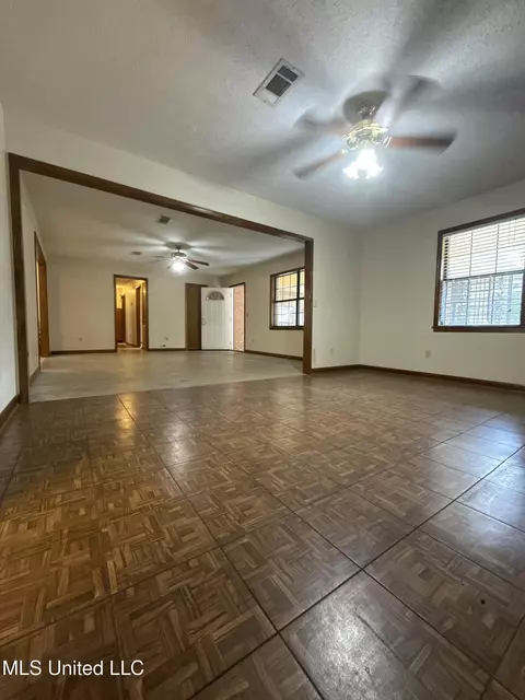 Living - 12 Minerva Rd, Kilmichael, MS 39747 photo 5 of 8