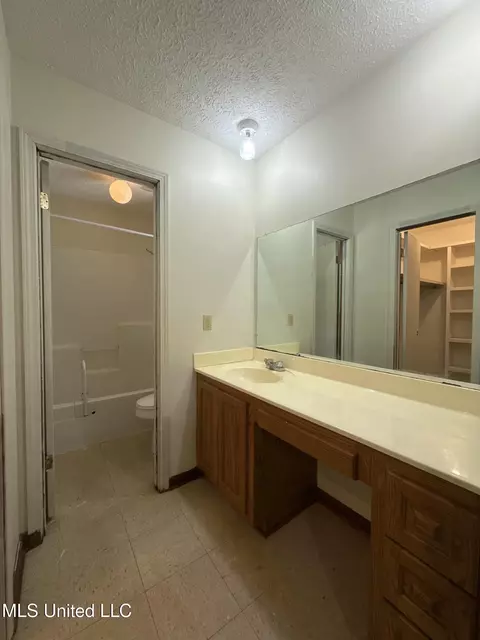 Bath - 12 Minerva Rd, Kilmichael, MS 39747 photo 2 of 4