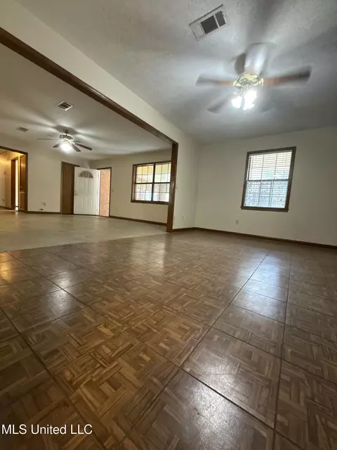 Living - 12 Minerva Rd, Kilmichael, MS 39747 photo 4 of 8