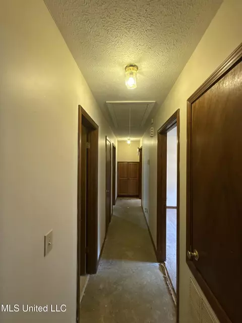 Entry Way - 12 Minerva Rd, Kilmichael, MS 39747 photo 1 of 2